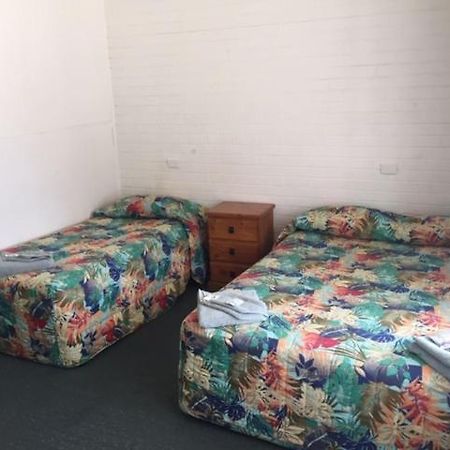 Governors Hill Motel Goulburn Buitenkant foto