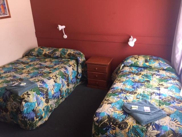Governors Hill Motel Goulburn Buitenkant foto