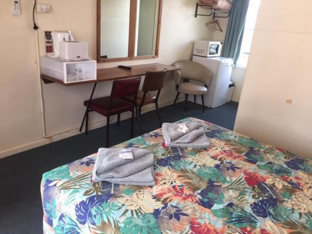 Governors Hill Motel Goulburn Buitenkant foto